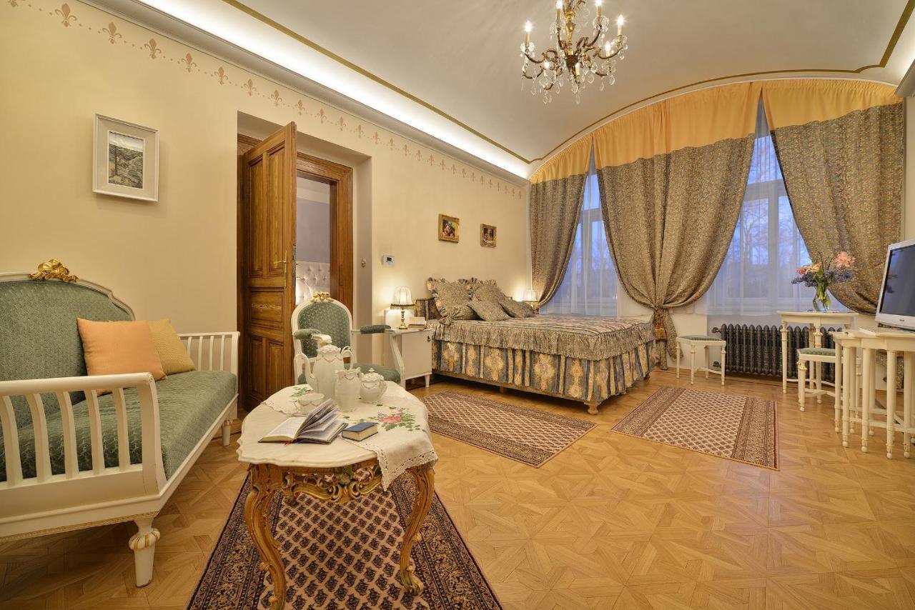 Apartman Dalia Janackovo Nabrezi Praha Eksteriør bilde