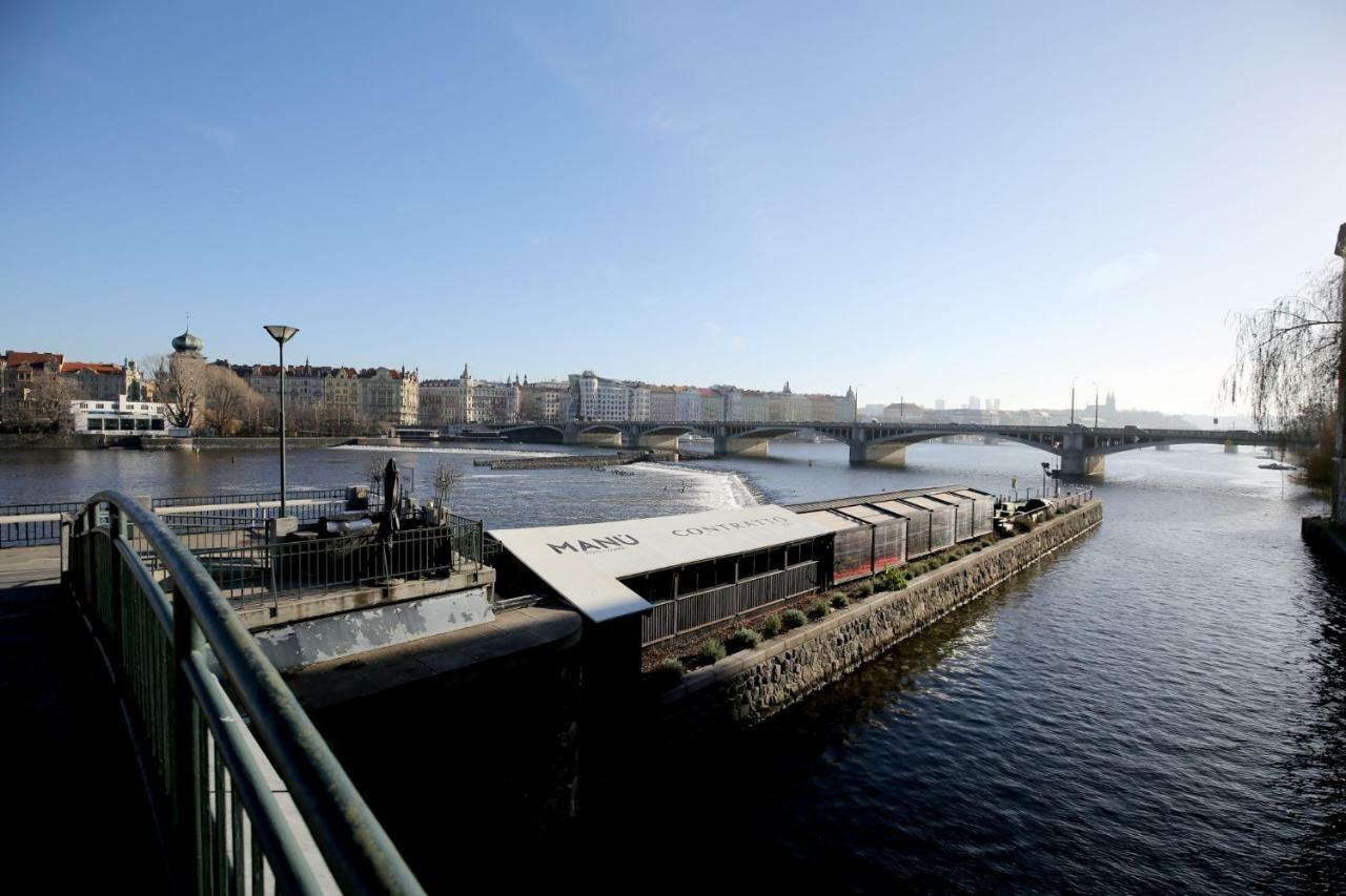 Apartman Dalia Janackovo Nabrezi Praha Eksteriør bilde